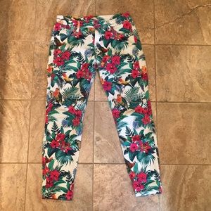 Tommy Bahama skinny Jeans, size 2